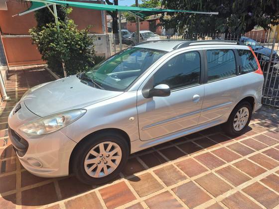PEUGEOT 207 1.6 XS SW 16V FLEX 4P AUTOMÁTICO