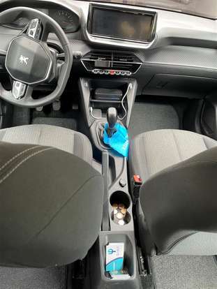 PEUGEOT-208-2023