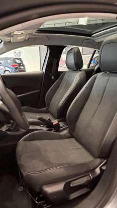 PEUGEOT-208-2025