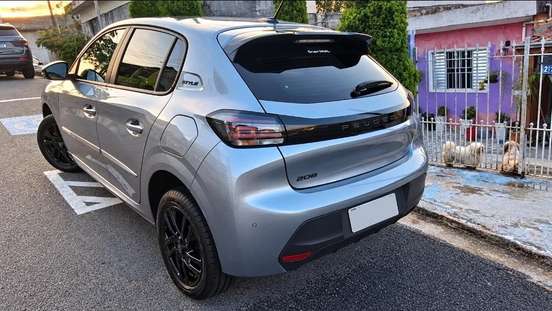 PEUGEOT-208-2025
