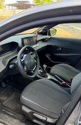 PEUGEOT-208-2024