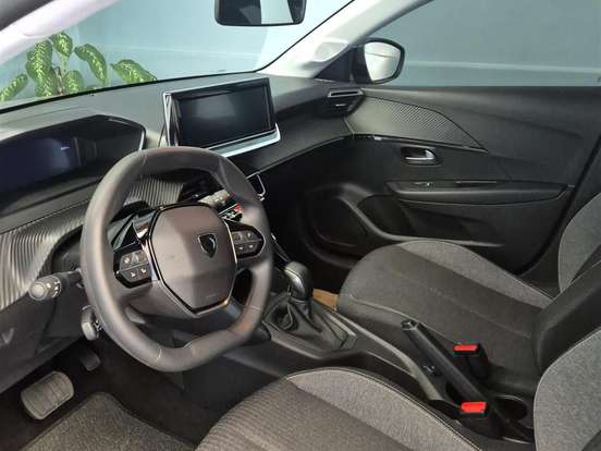 PEUGEOT-208-1.0 TURBO 200 FLEX ALLURE CVT PEUGEOT-208-2025