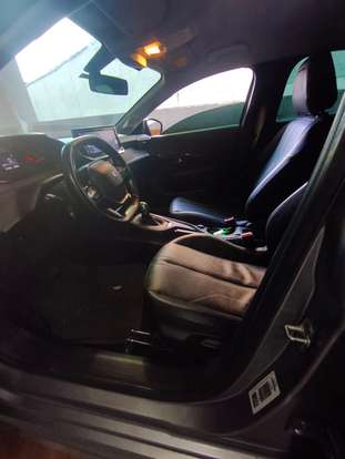 PEUGEOT-208-2022