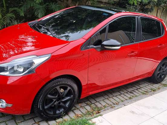 PEUGEOT-208-1.6 ALLURE 16V FLEX 4P AUTOMÁTICO PEUGEOT-208-2015