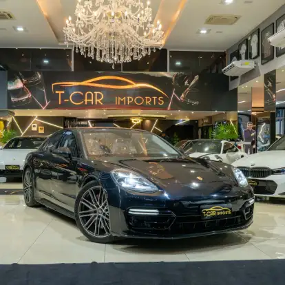 PORSCHE-PANAMERA-2020