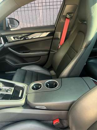 PORSCHE-PANAMERA-2017
