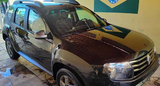 RENAULT-DUSTER-2013