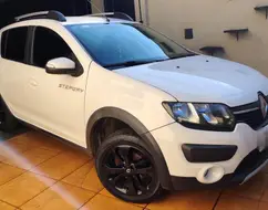 RENAULT SANDERO 1.6 STEPWAY 8V FLEX 4P MANUAL RENAULT SANDERO 1.6 STEPWAY 8V FLEX 4P MANUAL