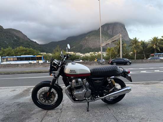 ROYAL ENFIELD-INTERCEPTOR-2023