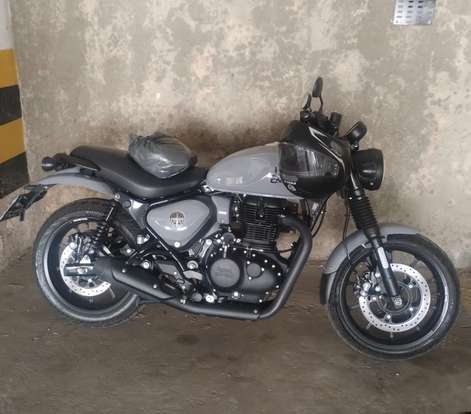 ROYAL ENFIELD-HUNTER 350-2025