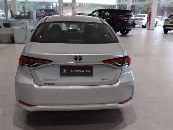TOYOTA-COROLLA-2026