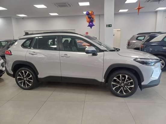 TOYOTA-COROLLA CROSS-2024