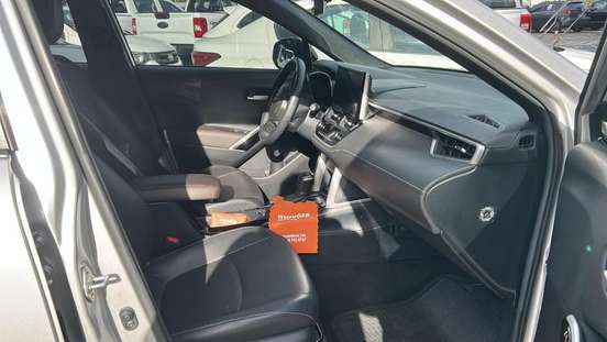 TOYOTA-COROLLA CROSS-2024