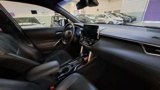 TOYOTA-COROLLA CROSS-2024