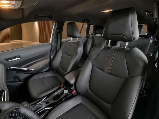 TOYOTA-COROLLA CROSS-2026