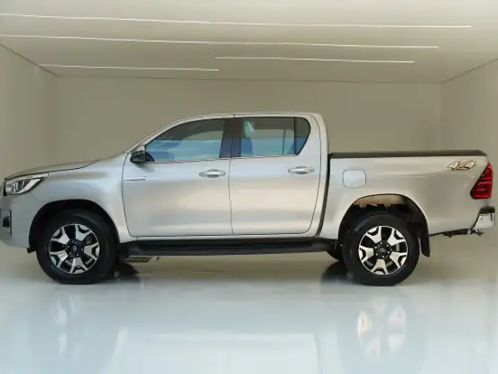 TOYOTA-HILUX-2.8 SRX 4X4 CD 16V DIESEL 4P AUTOMÁTICO TOYOTA-HILUX-2020