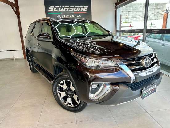 TOYOTA-HILUX-2.8 SRX 4X4 CD 16V DIESEL 4P AUTOMÁTICO TOYOTA-HILUX-2019