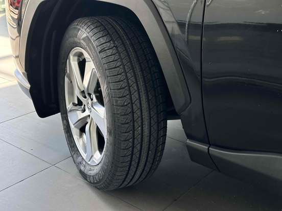 TOYOTA-RAV4-2019