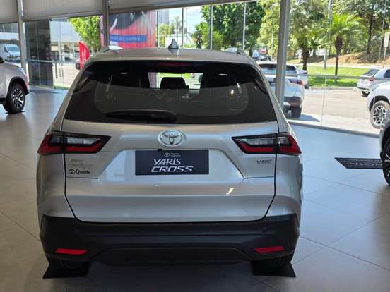 TOYOTA-YARIS CROSS-1.5 VVT-I HYBRID FLEX XRE CVT TOYOTA-YARIS CROSS-2026