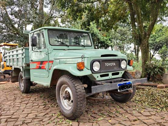 TOYOTA-BANDEIRANTE-1980