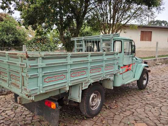 TOYOTA-BANDEIRANTE-4.0 OJ55LP-2BL 4X4 CD DIESEL 2P MANUAL TOYOTA-BANDEIRANTE-1980