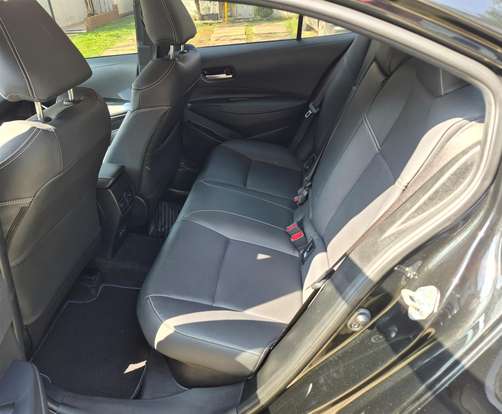 TOYOTA-COROLLA-2024