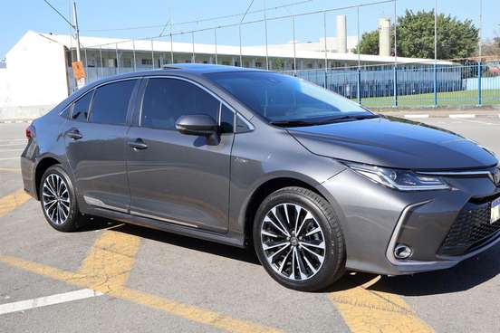 TOYOTA-COROLLA-2025