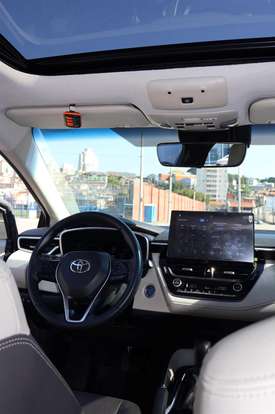 TOYOTA-COROLLA-2025