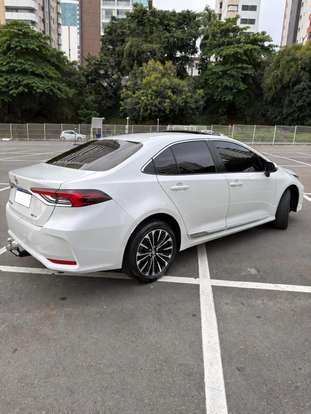 TOYOTA-COROLLA-2024