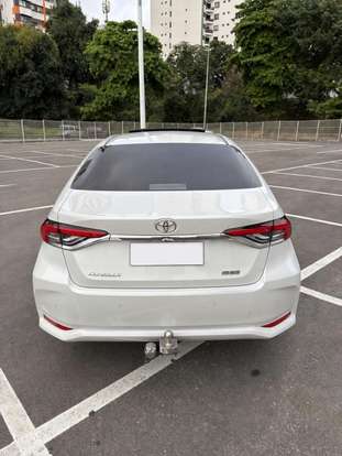 TOYOTA-COROLLA-2024