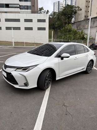 TOYOTA-COROLLA-2024