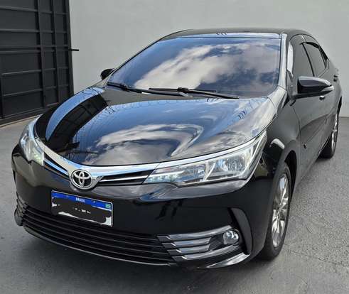 TOYOTA-COROLLA-2018