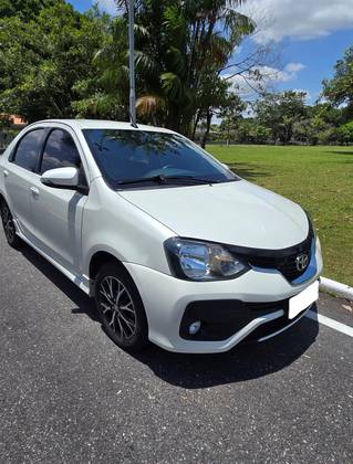 TOYOTA ETIOS 1.5 PLATINUM SEDAN 16V FLEX 4P AUTOMÁTICO