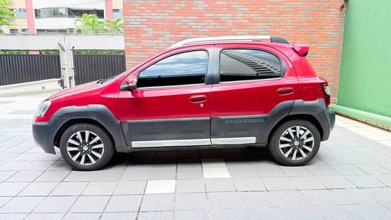 TOYOTA ETIOS 1.5 XLS 16V FLEX 4P MANUAL