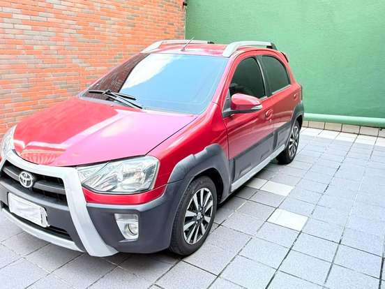 TOYOTA-ETIOS-1.5 XLS 16V FLEX 4P MANUAL TOYOTA-ETIOS-2015