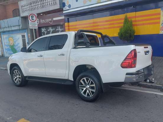 TOYOTA-HILUX-2.7 SRV 4X2 CD 16V FLEX 4P AUTOMÁTICO TOYOTA-HILUX-2020