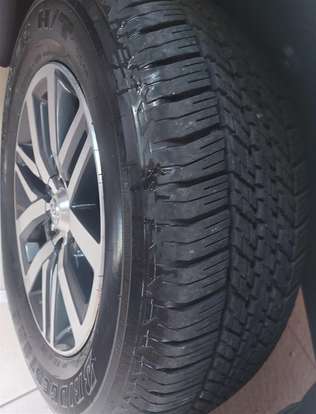 TOYOTA-HILUX-2020