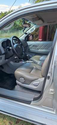TOYOTA-HILUX-3.0 SRV 4X4 CD 16V TURBO INTERCOOLER DIESEL 4P AUTOMÁTICO TOYOTA-HILUX-2010