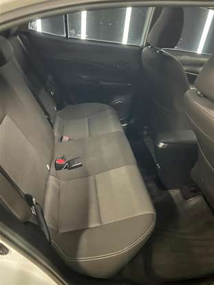 TOYOTA-YARIS-2023