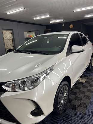 TOYOTA-YARIS-2023