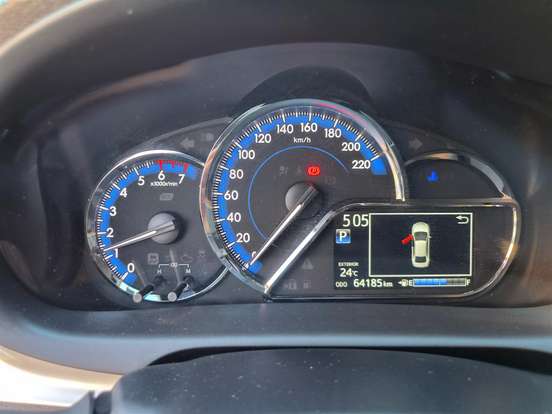 TOYOTA-YARIS-2020