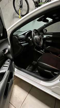 TOYOTA-YARIS-2024