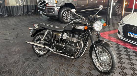 TRIUMPH BONNEVILLE T 100 865 