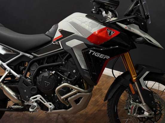 TRIUMPH-TIGER 900 RALLY PRO-2025