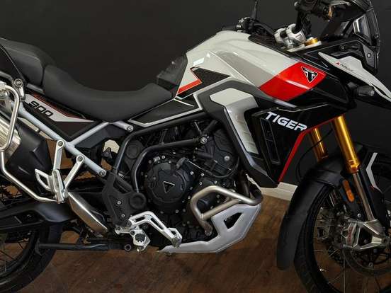TRIUMPH-TIGER 900 RALLY PRO-2024