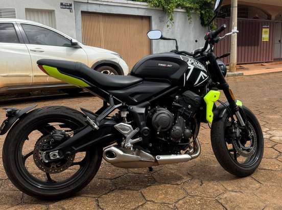 TRIUMPH-TRIDENT 660-2023