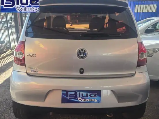 VOLKSWAGEN-FOX-1.0 MI 8V FLEX 4P MANUAL VOLKSWAGEN-FOX-2009