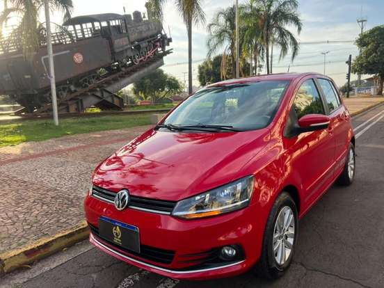 VOLKSWAGEN-FOX-2020
