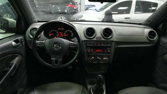 VOLKSWAGEN-SAVEIRO-2015