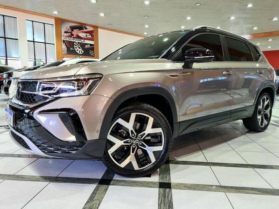 VOLKSWAGEN TAOS 1.4 250 TSI TOTAL FLEX HIGHLINE AUTOMÁTICO